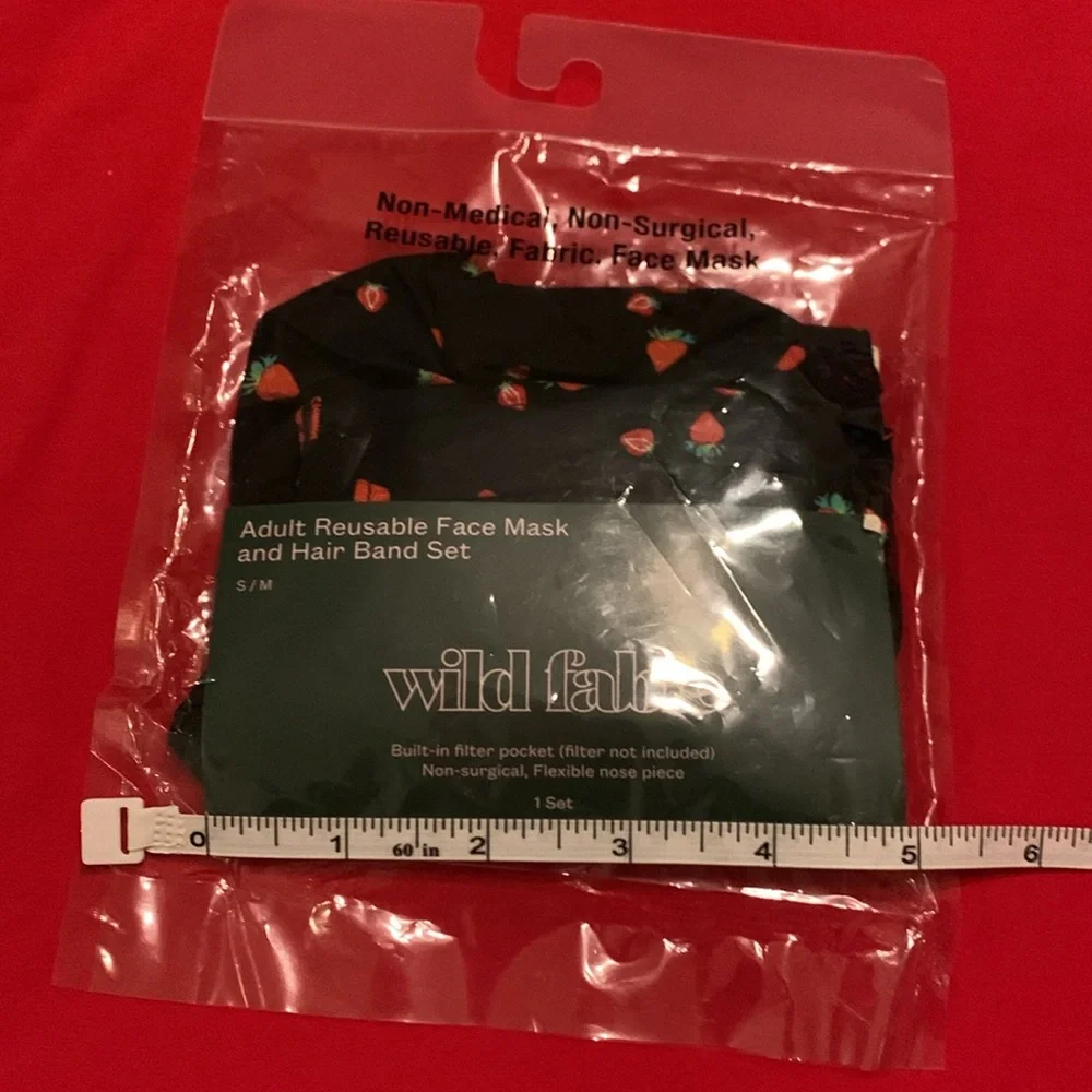 Wild Fable adult reuseable face mask and hair band set strawberry print NWT